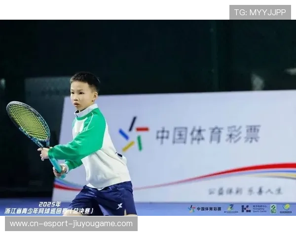 冠军球队巡回公益活动推动社区体育发展——点燃希望的火炬