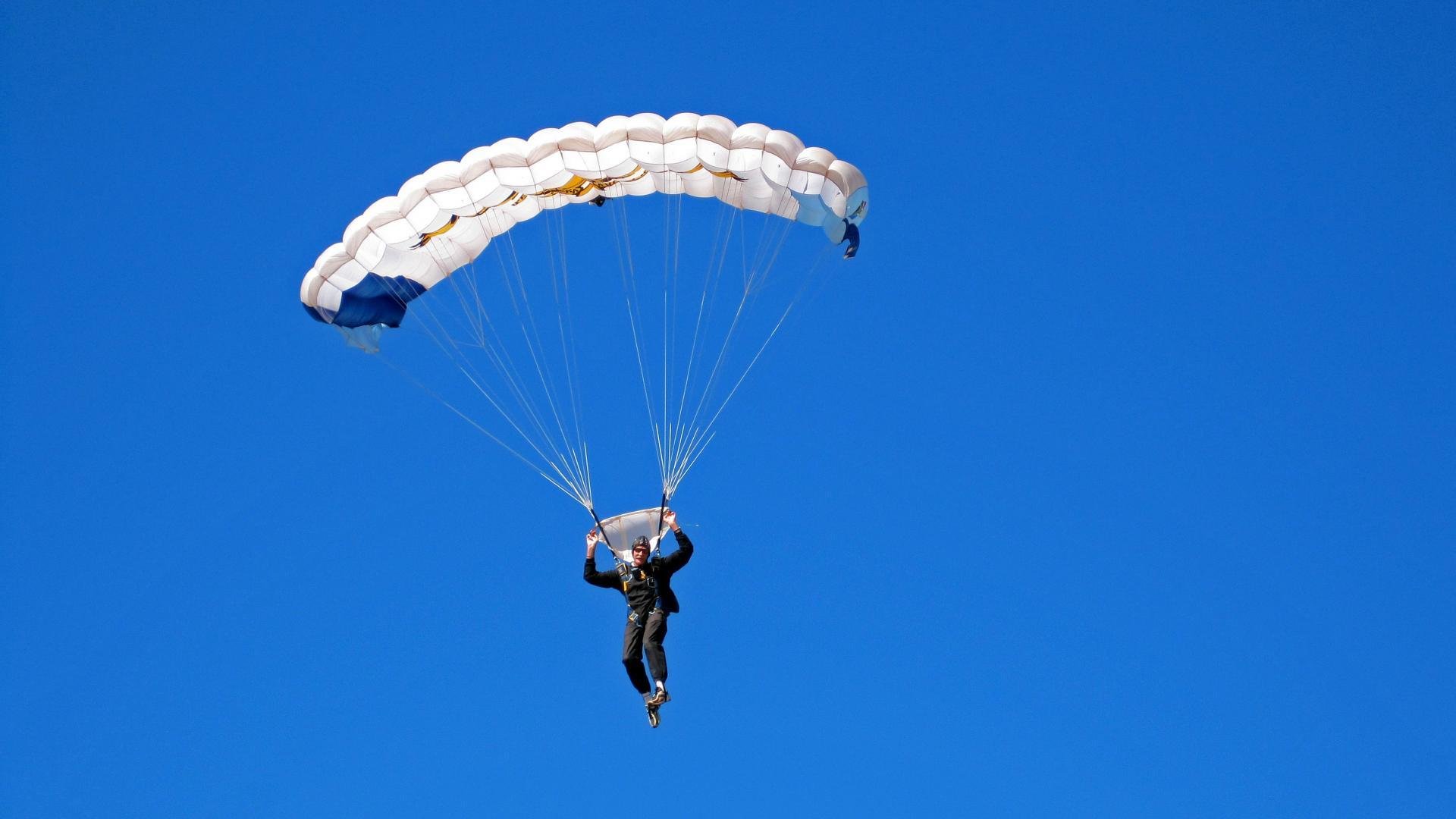 《王者荣耀》线下联赛落幕，精彩瞬间回顾，线下王者荣耀比赛流程
